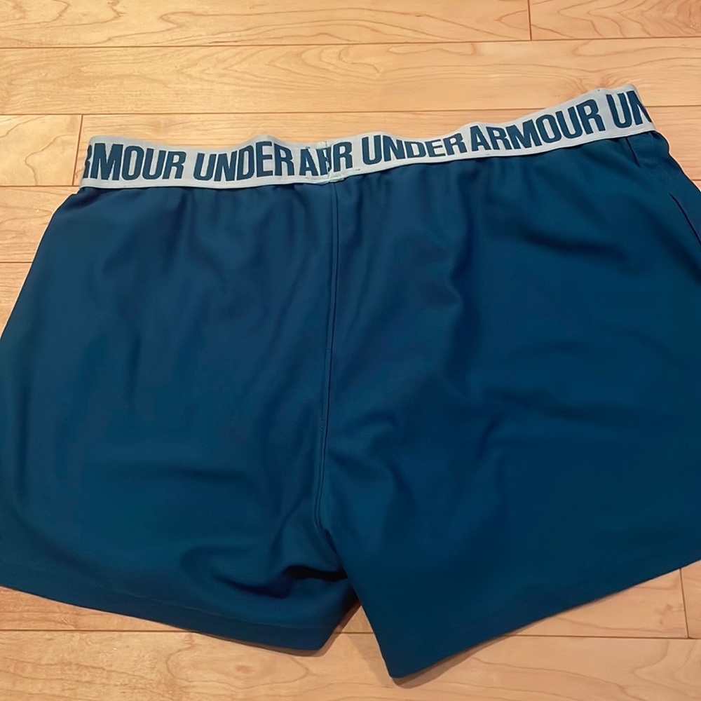 I love these. Selling because they are big on me!